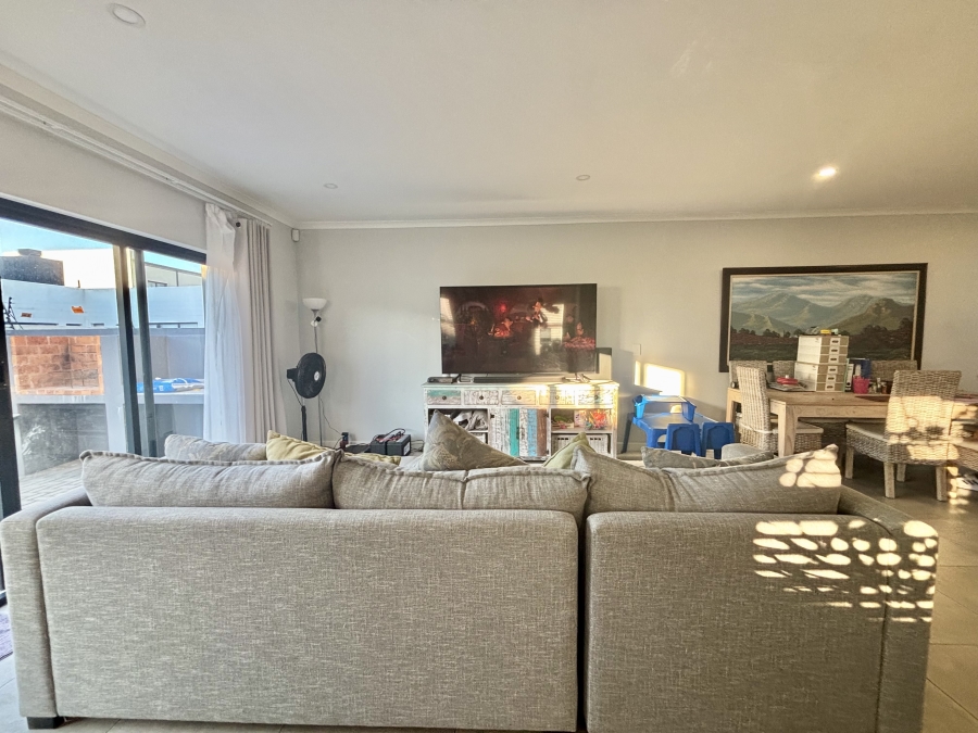 4 Bedroom Property for Sale in Sandown Western Cape
